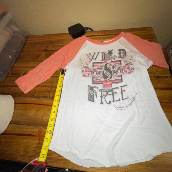 Wild & Free 3/4 Sleeve - Picture 7 of 8